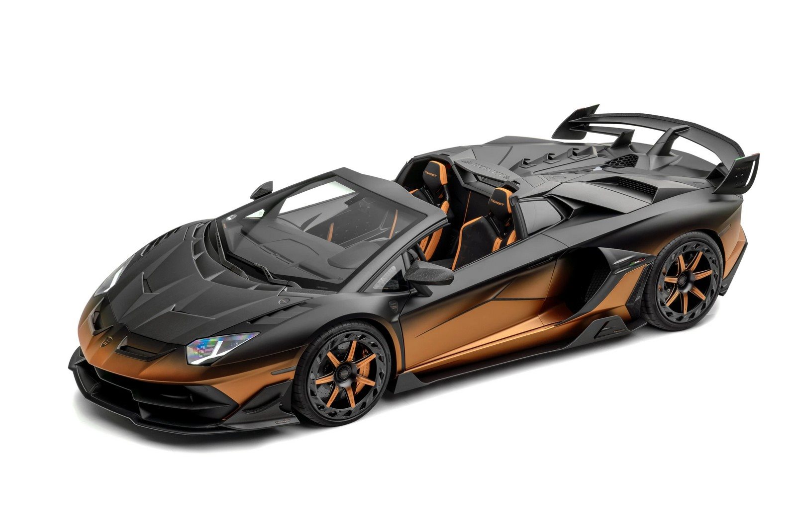 LAMBORGHINI AVENTADOR SVJ ROADSTER CARBONADO GTS BY MANSORY, foto 8