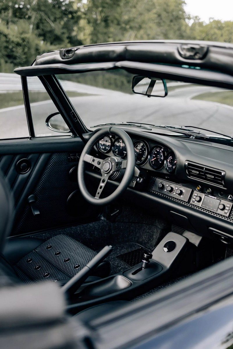PORSCHE 911 SR001 BLACKBIRD BY SACRILEGE MOTORS, foto 2