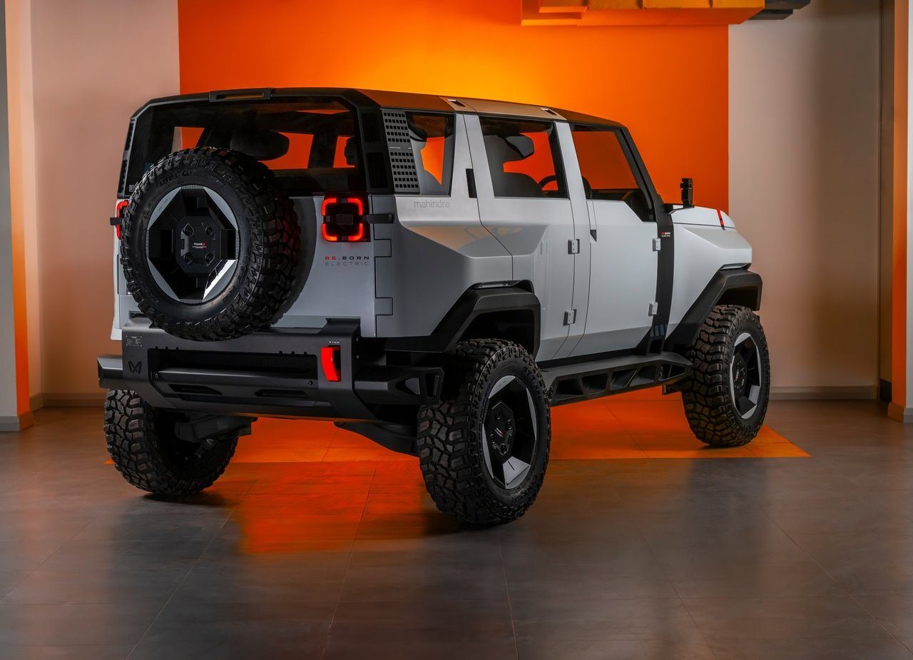 2023 - MAHINDRA THAR.e CONCEPT, foto 13