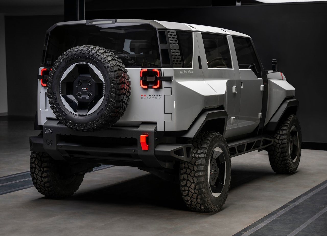 2023 - MAHINDRA THAR.e CONCEPT, foto 16
