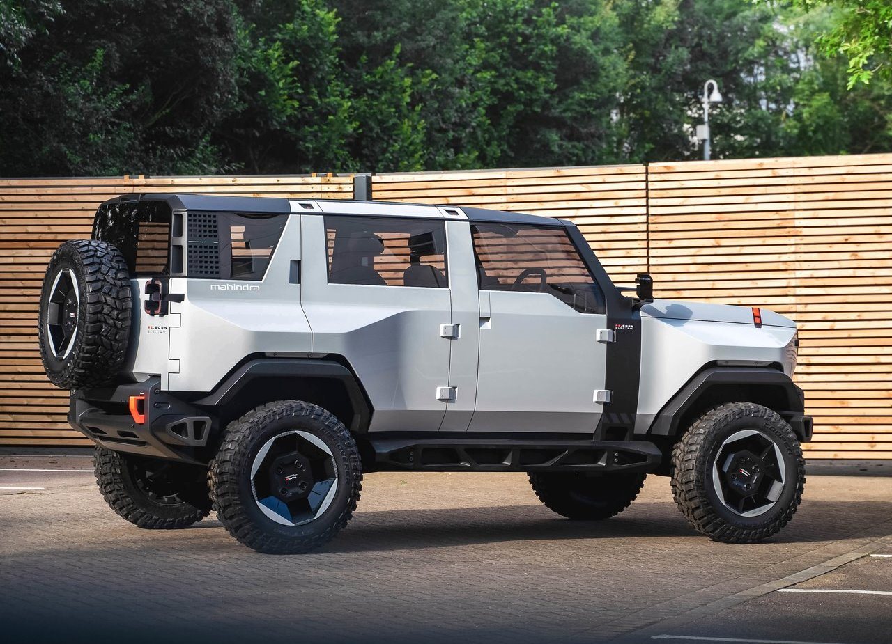 2023 - MAHINDRA THAR.e CONCEPT, foto 18