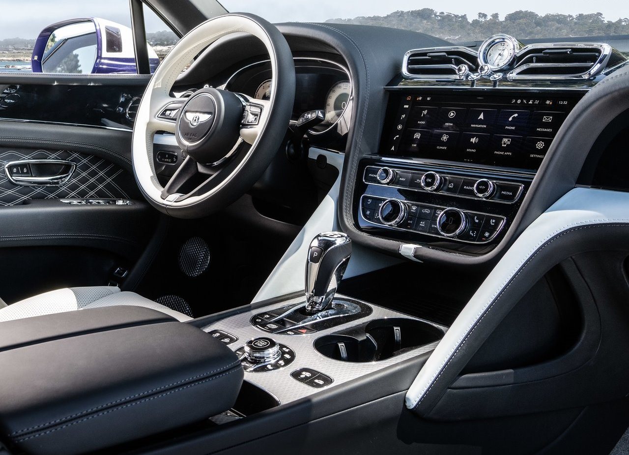 BENTLEY BENTAYGA EWB MULLINER, foto 10