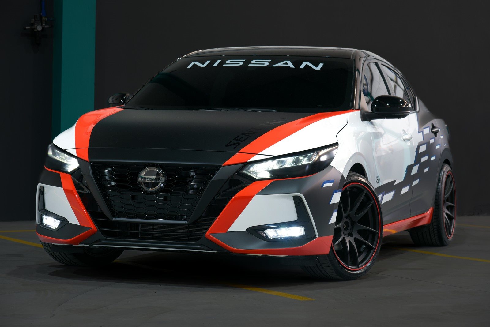 NISSAN SENTRA SHOW CAR, foto 1