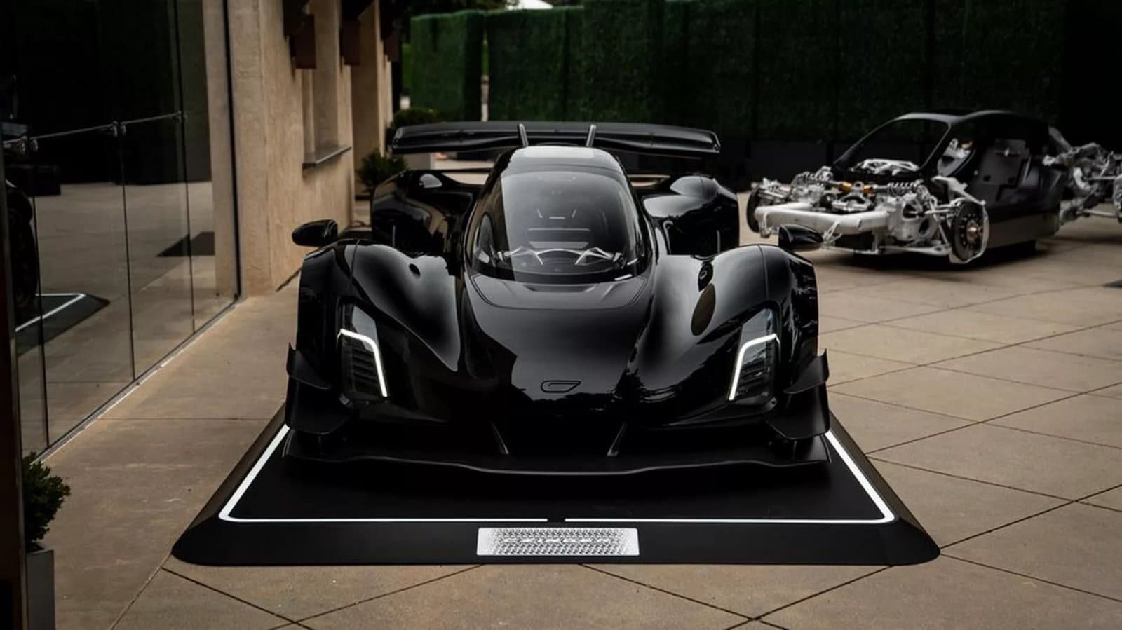 2023 - CZINGER 21C BLACKBIRD EDITION, foto 2
