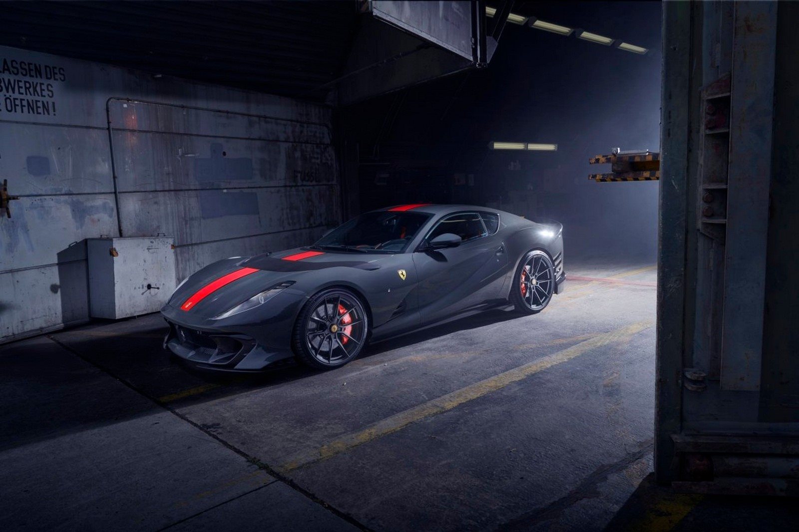 2023 - FERRARI F812 COMPETIZIONE BY NOVITEC, foto 9