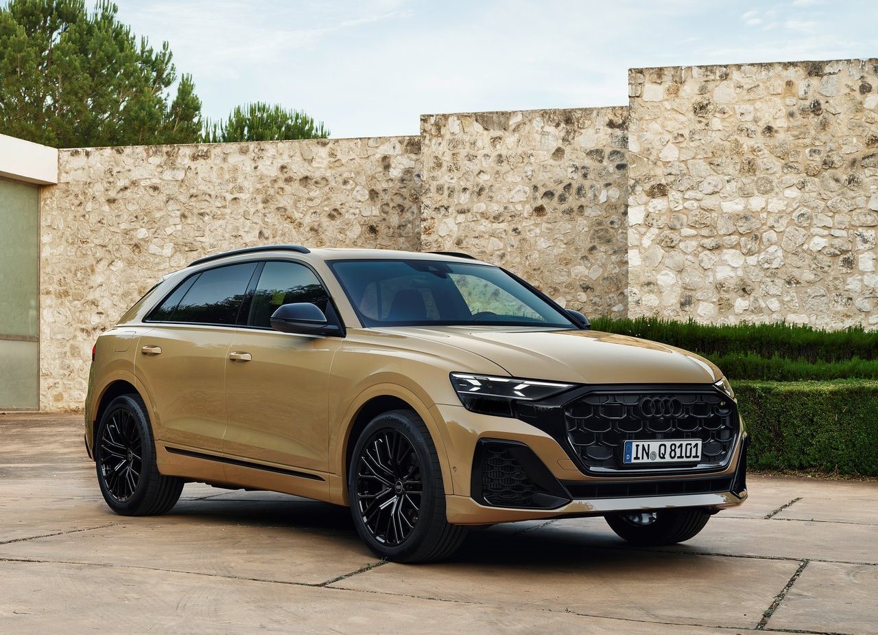 AUDI Q8, foto 3
