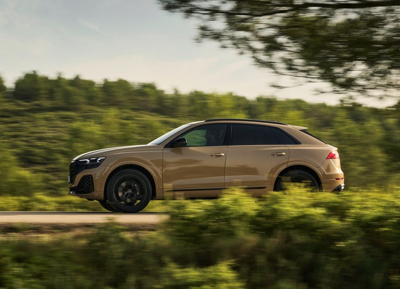 AUDI Q8, foto 12