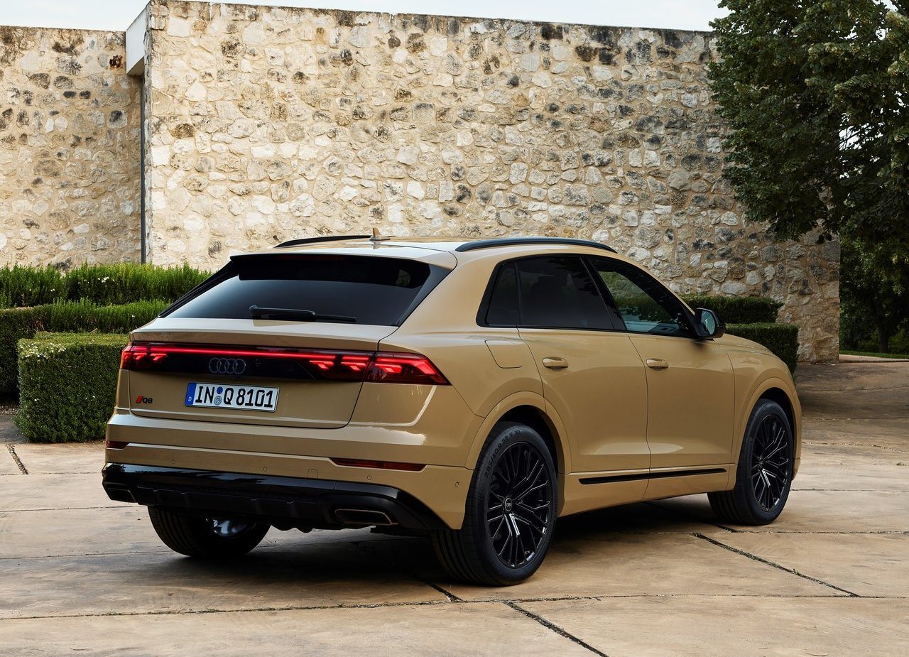 AUDI Q8, foto 14