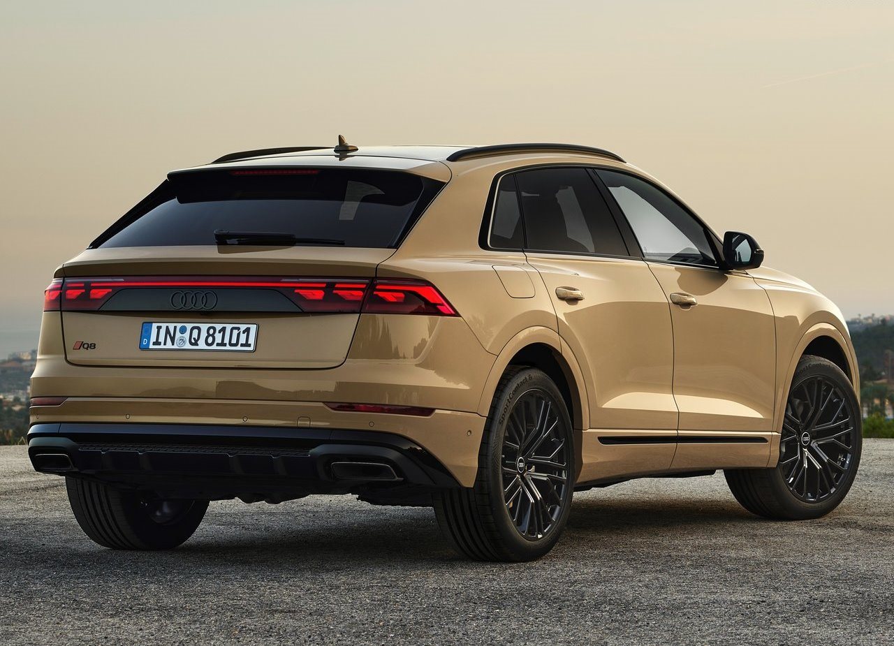 AUDI Q8, foto 15
