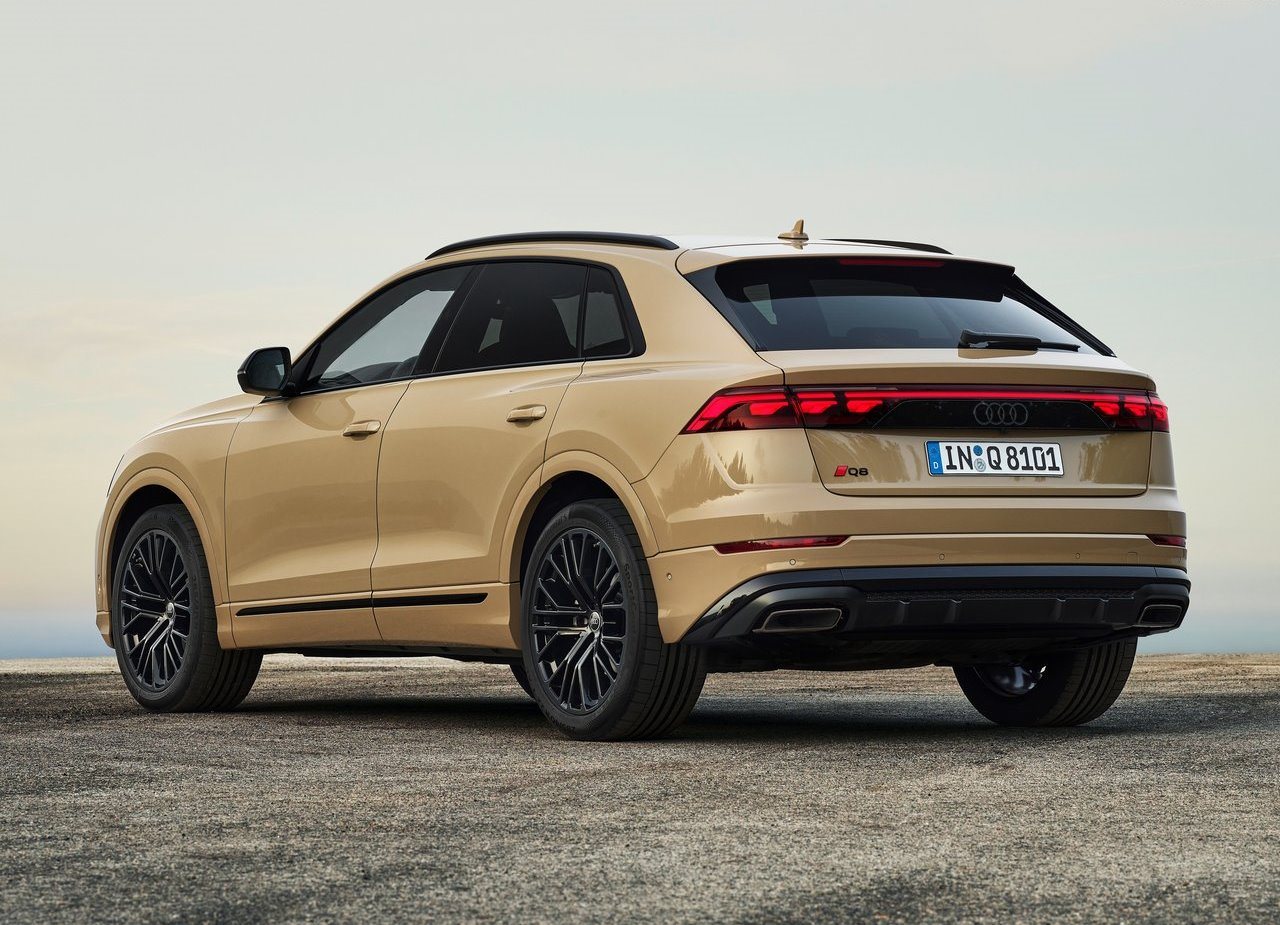 AUDI Q8, foto 16
