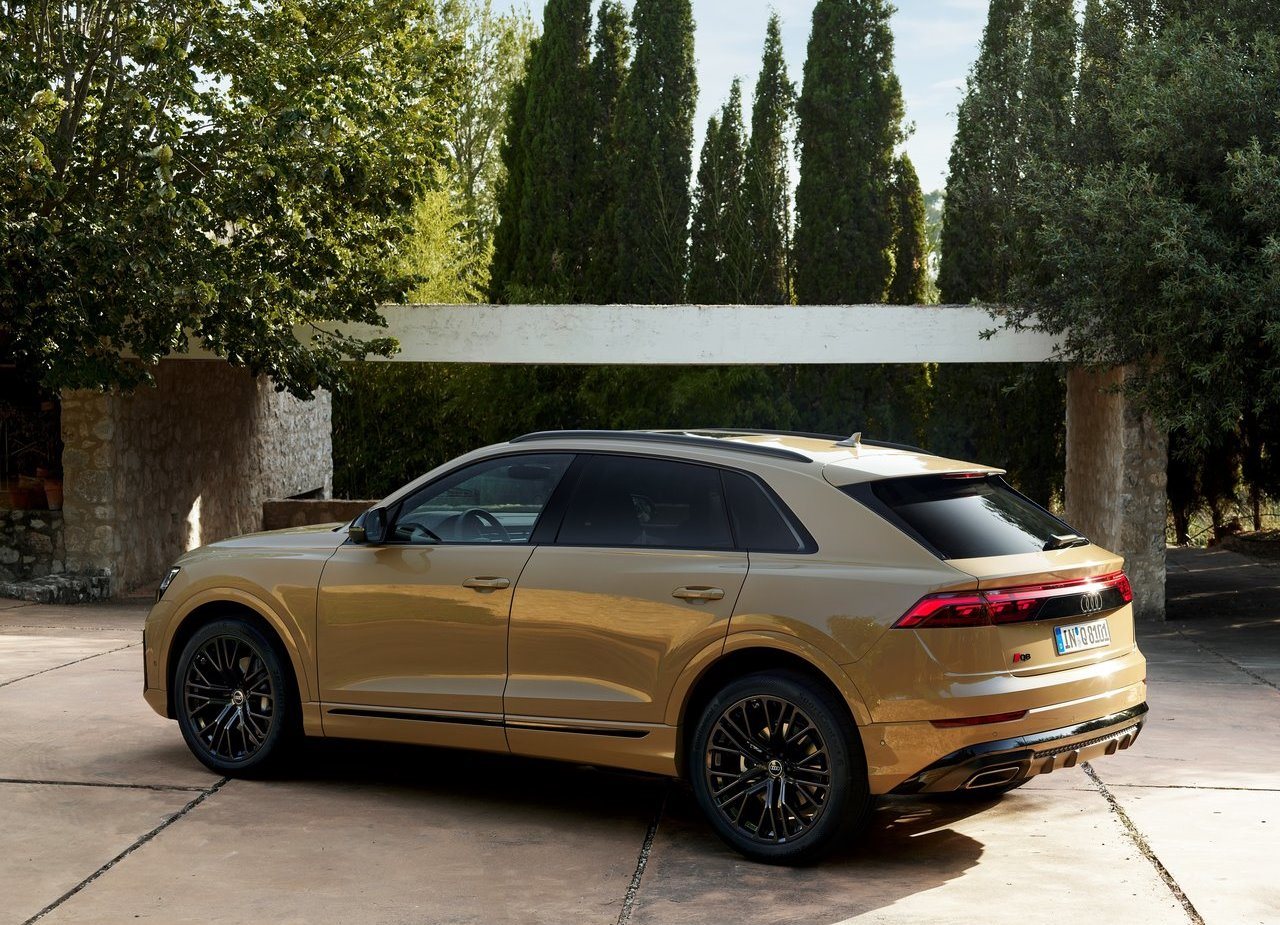 AUDI Q8, foto 17
