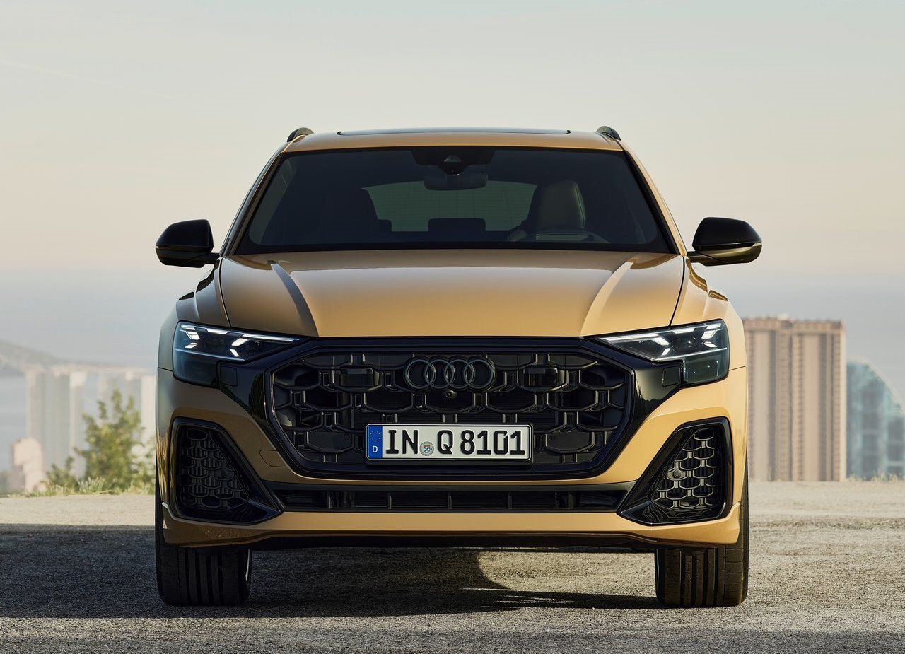 AUDI Q8, foto 26