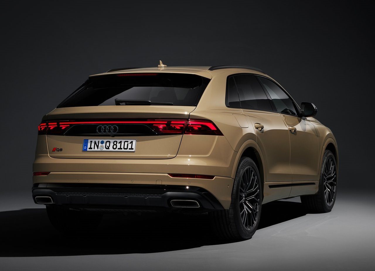 AUDI Q8, foto 34