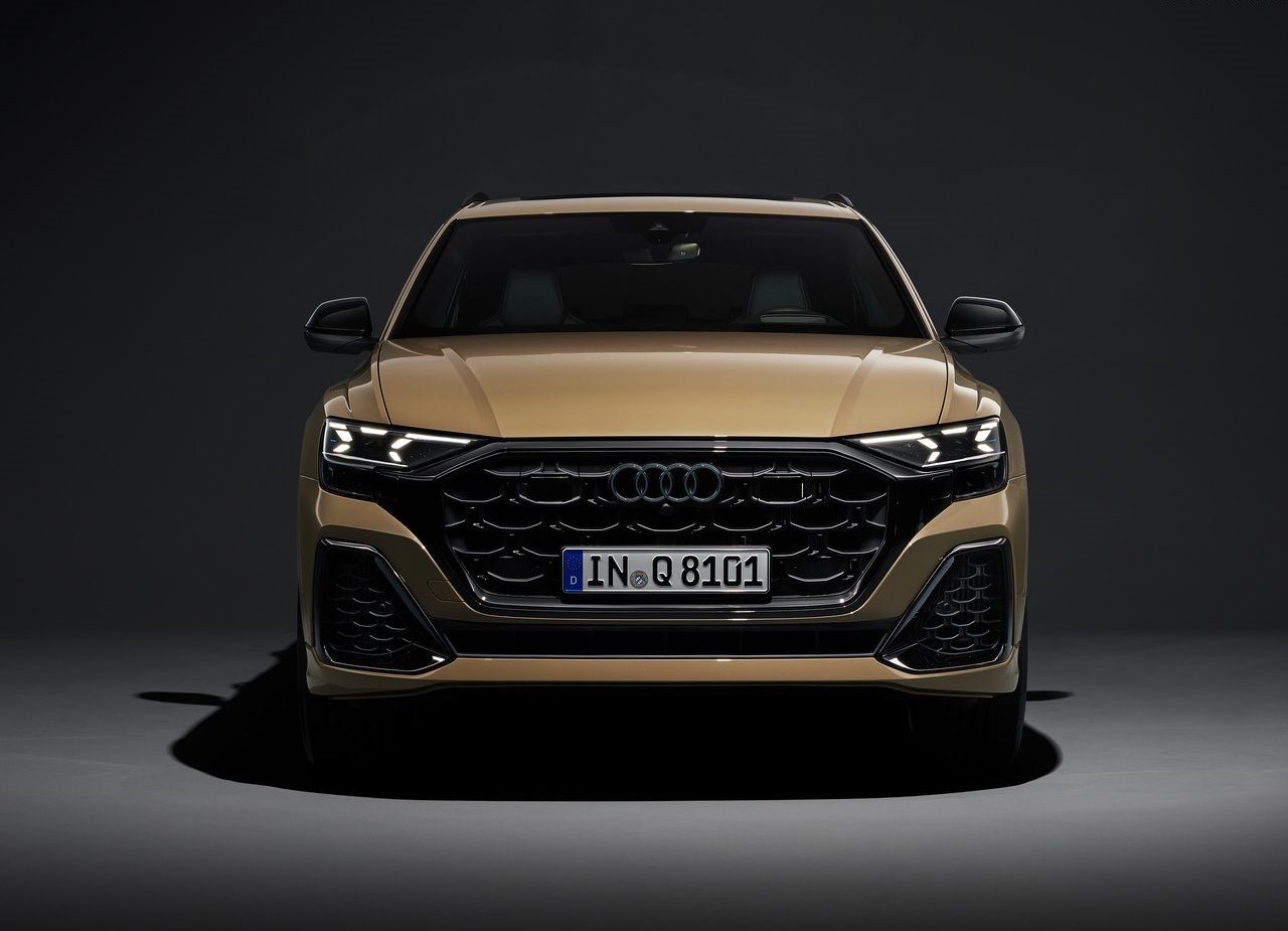 AUDI Q8, foto 35