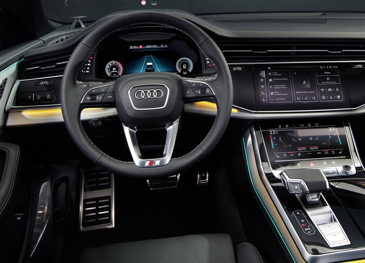 AUDI Q8, foto 37