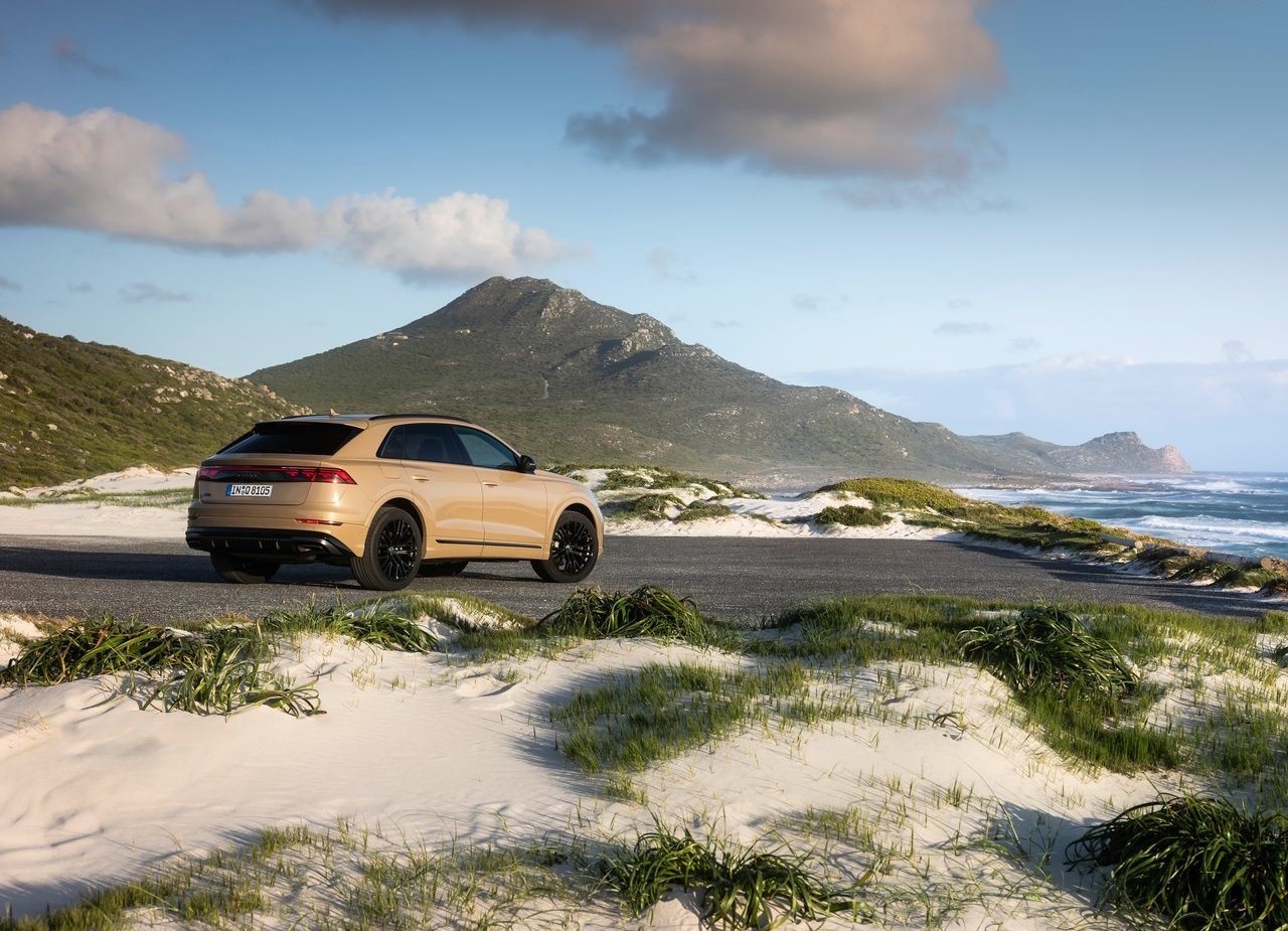 AUDI Q8, foto 106