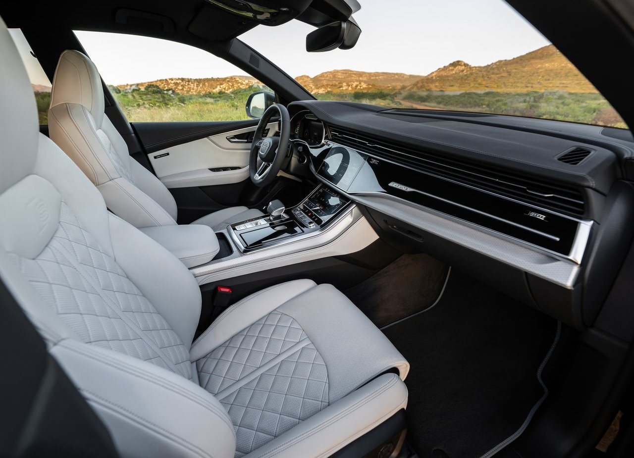 AUDI Q8, foto 133