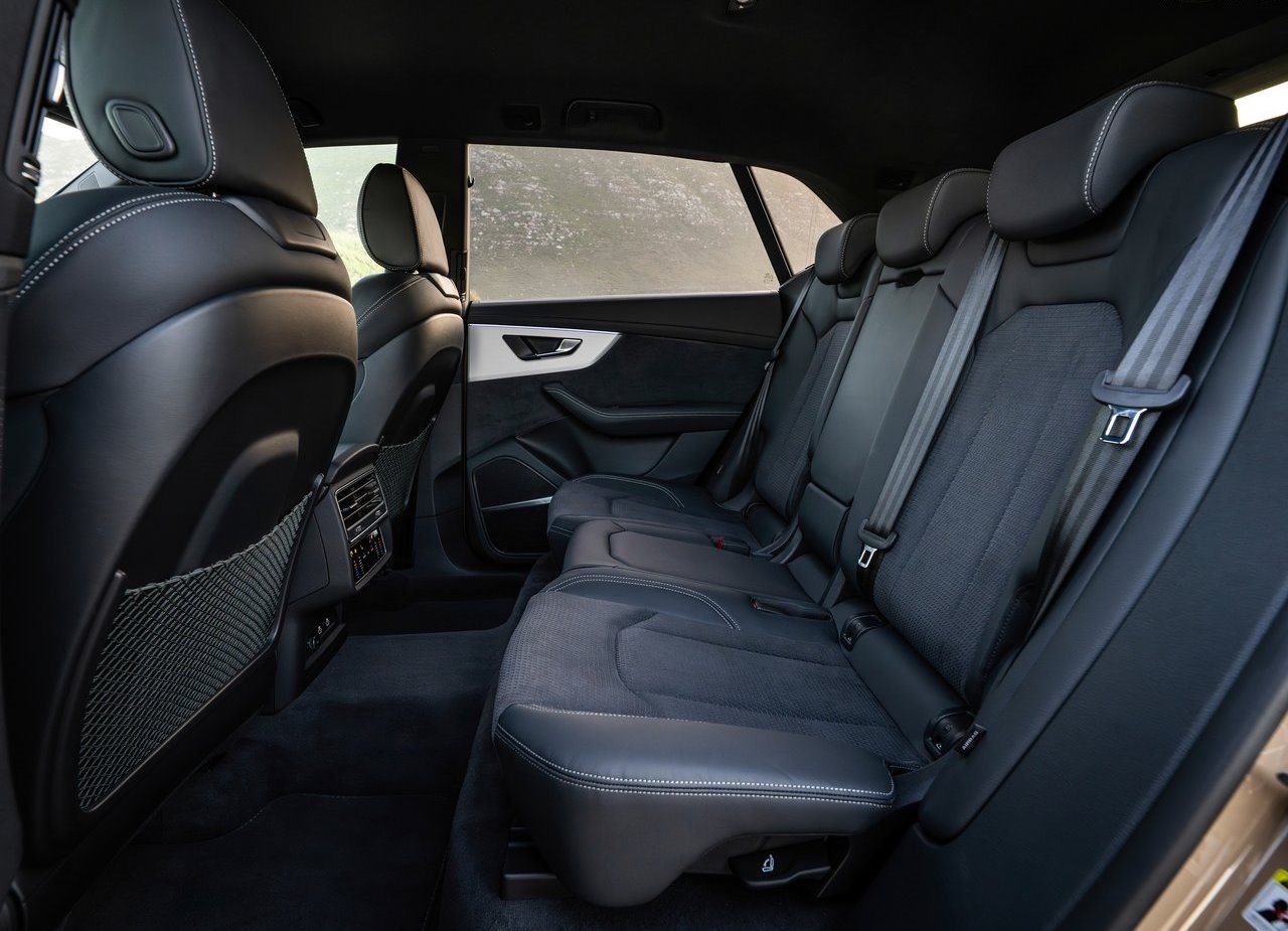 AUDI Q8, foto 135