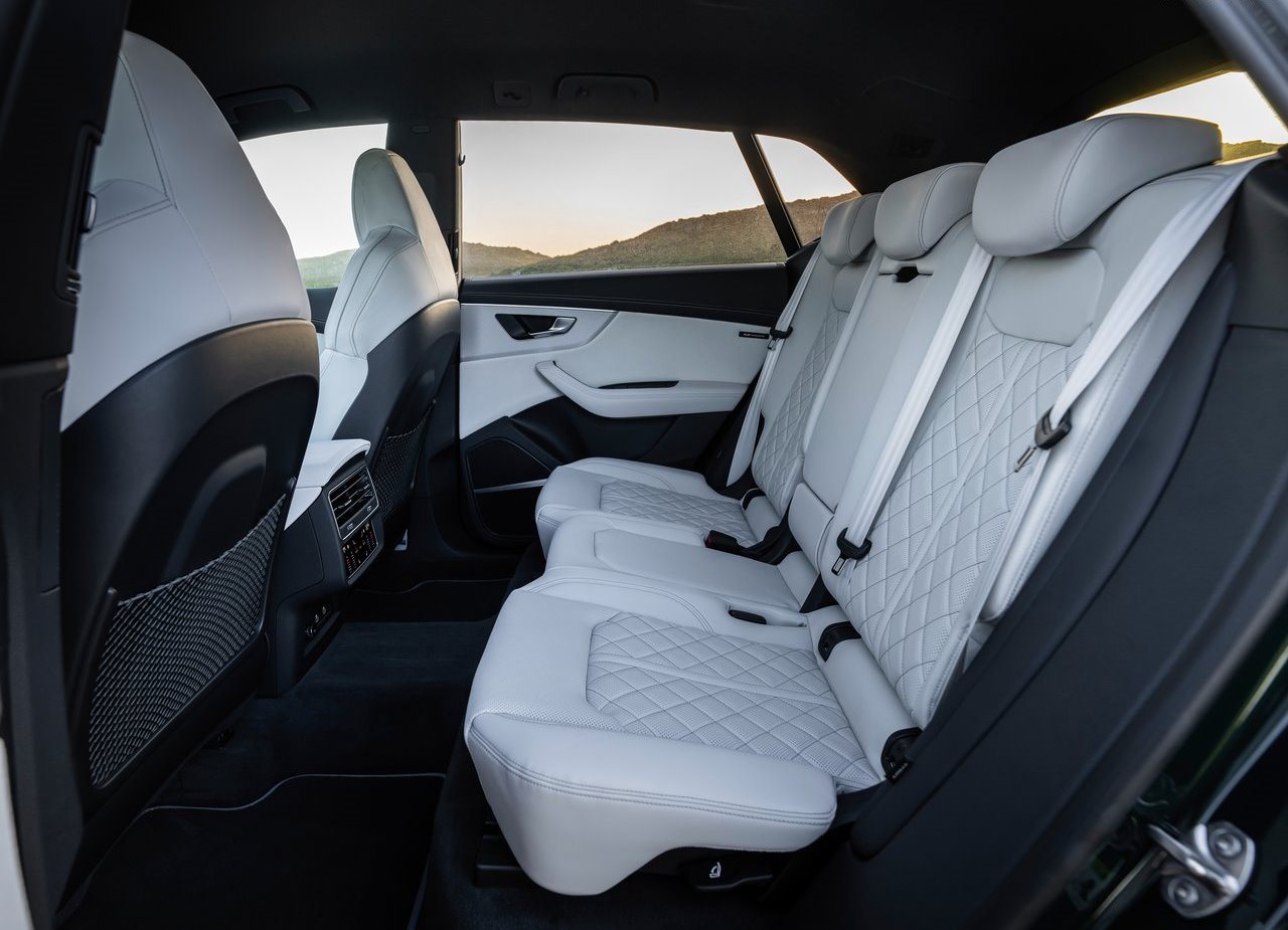 AUDI Q8, foto 136