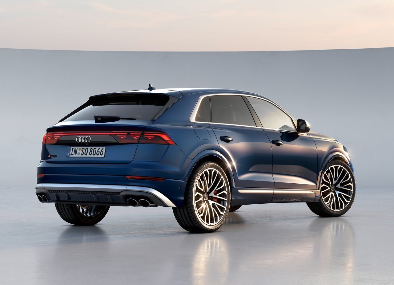AUDI SQ8, foto 11