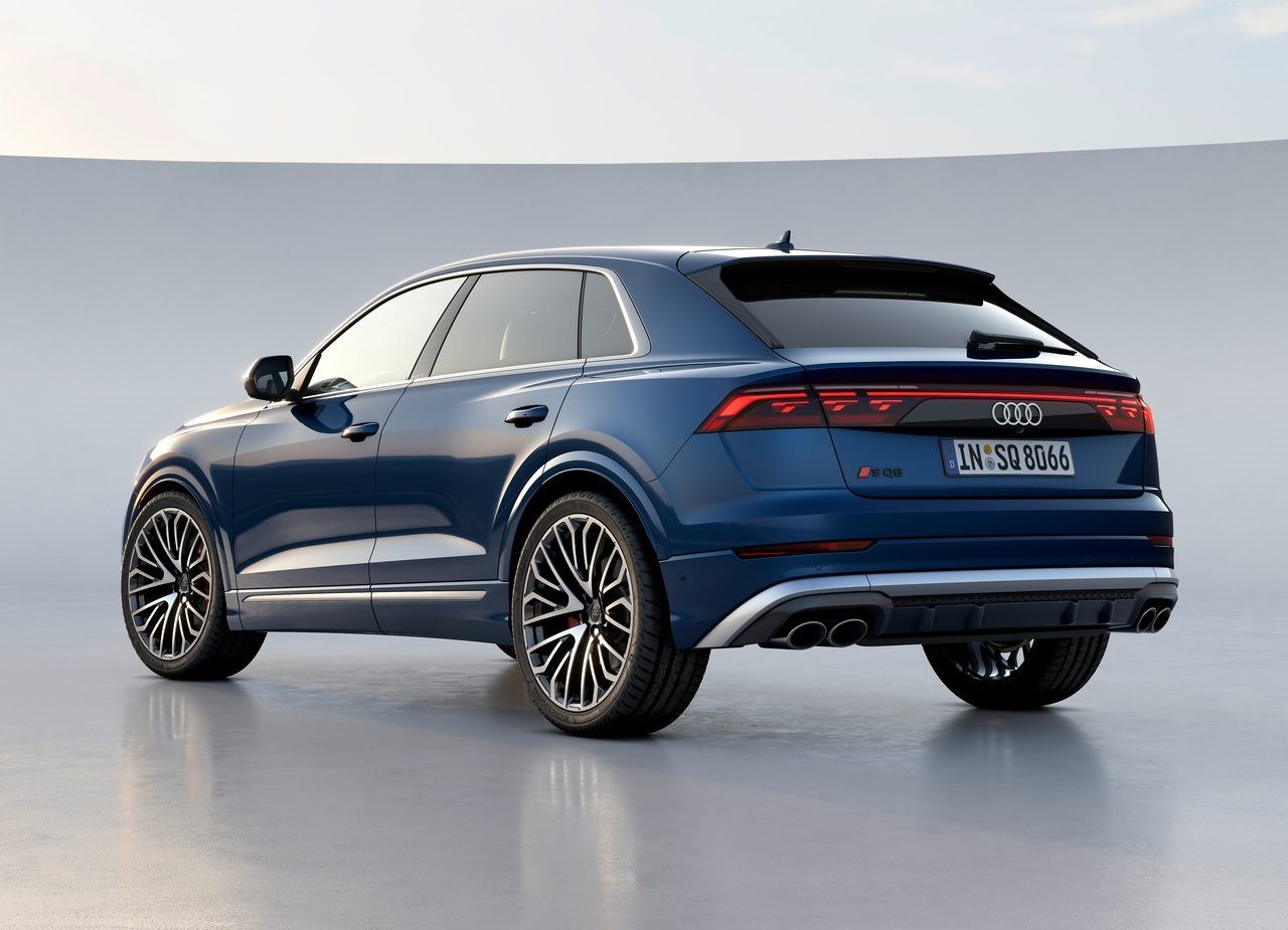 AUDI SQ8, foto 12
