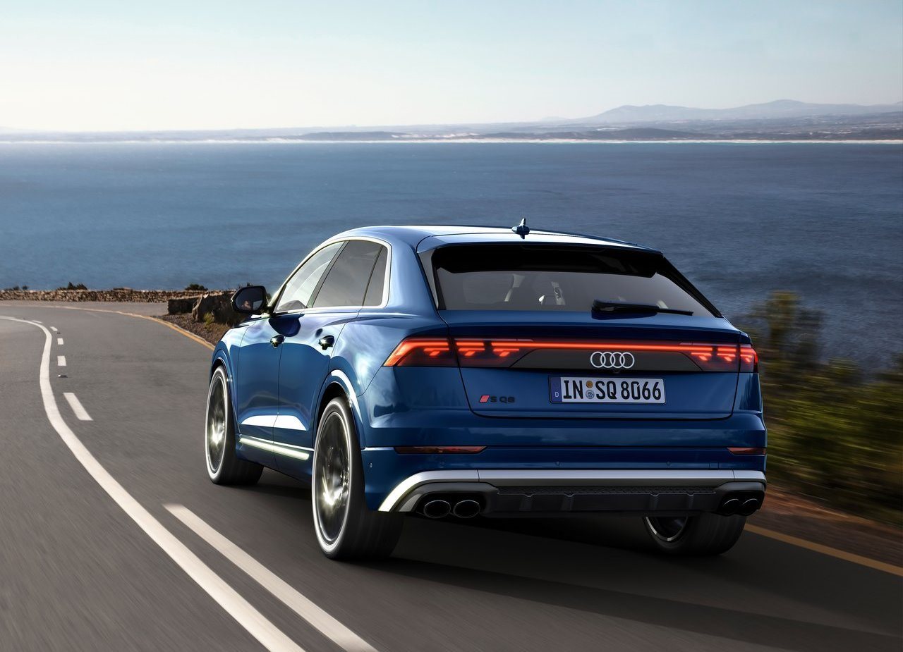 AUDI SQ8, foto 13
