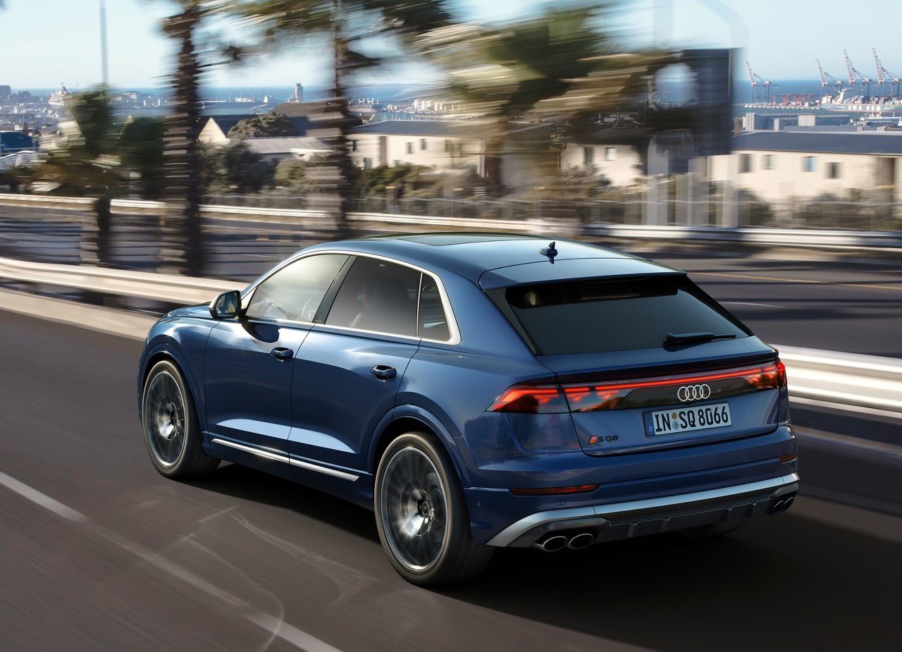 AUDI SQ8, foto 14