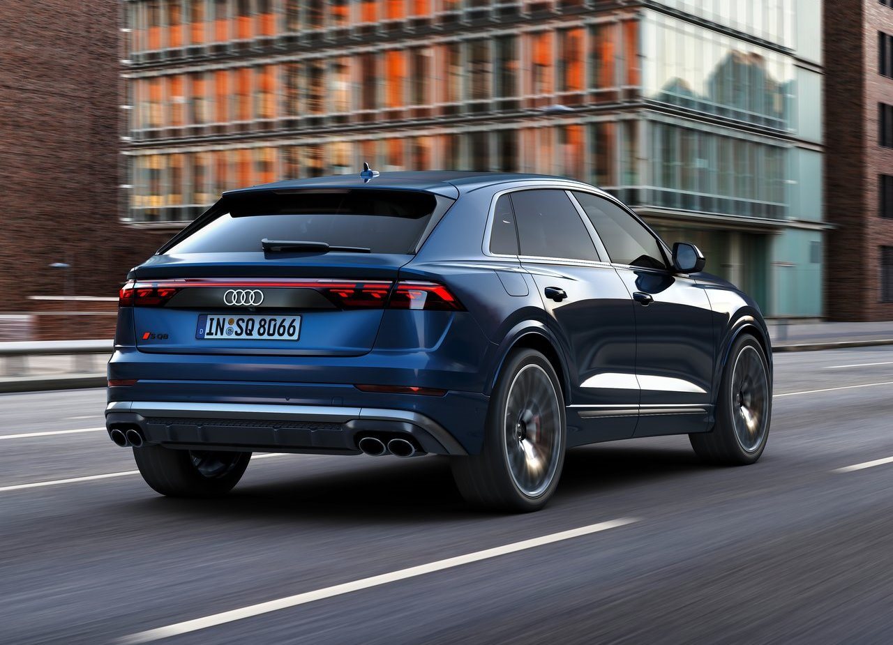 AUDI SQ8, foto 15