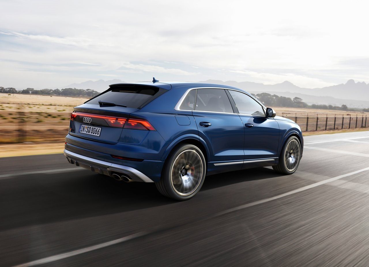 AUDI SQ8, foto 16