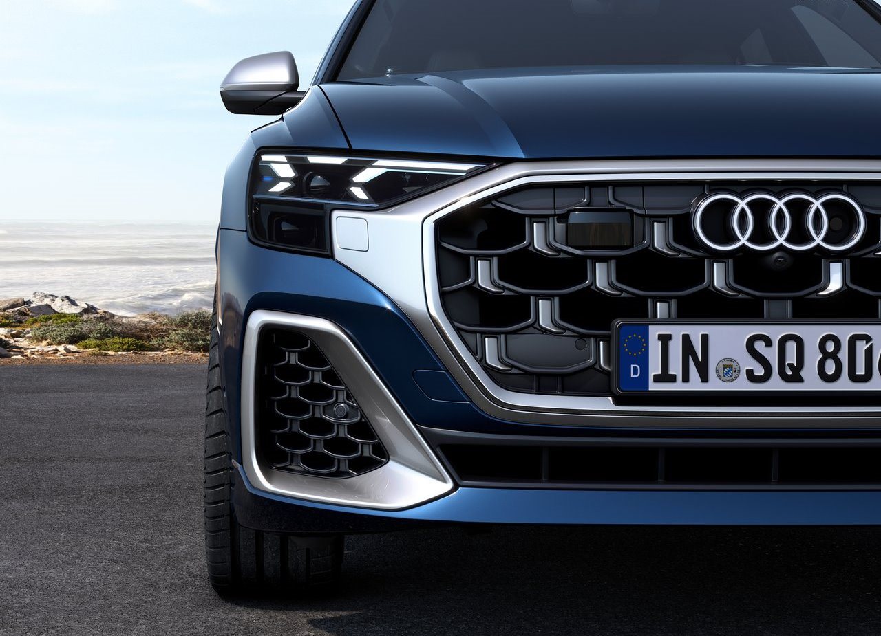 AUDI SQ8, foto 18