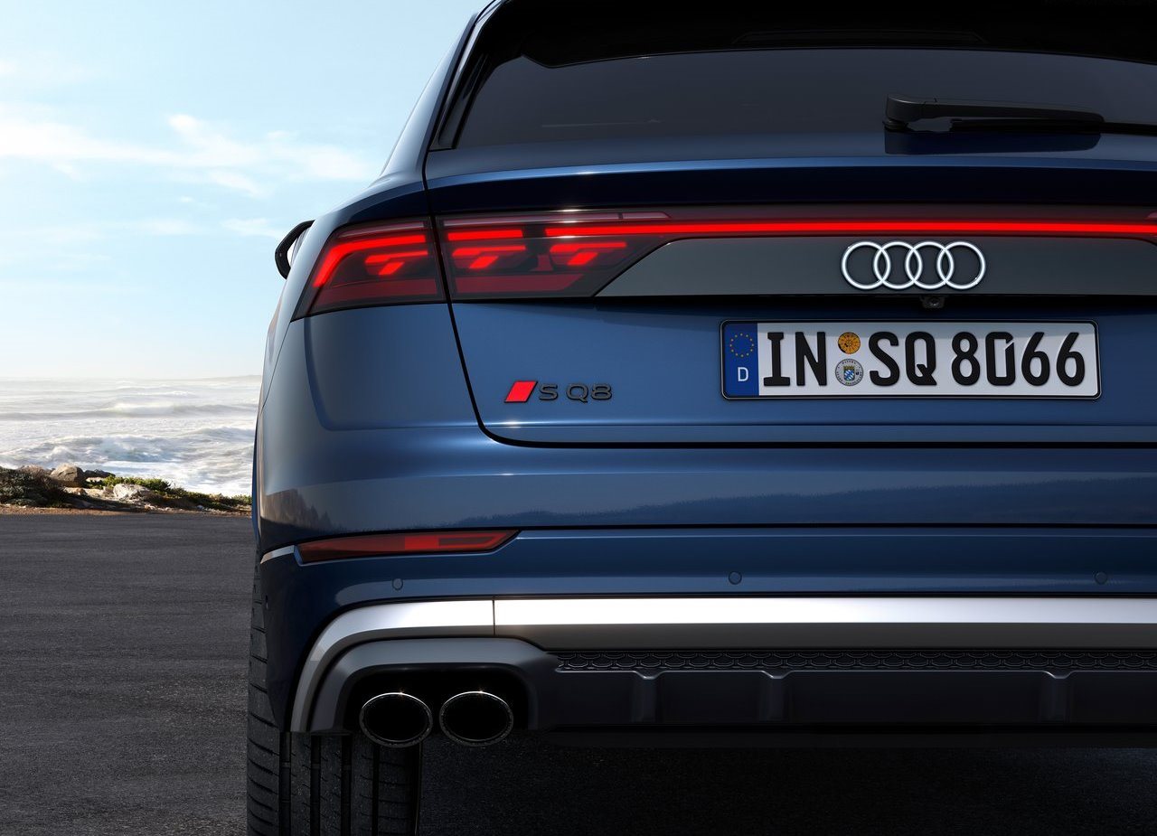 AUDI SQ8, foto 19