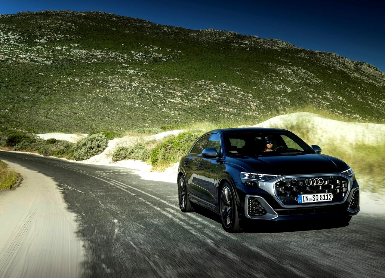 AUDI SQ8, foto 39