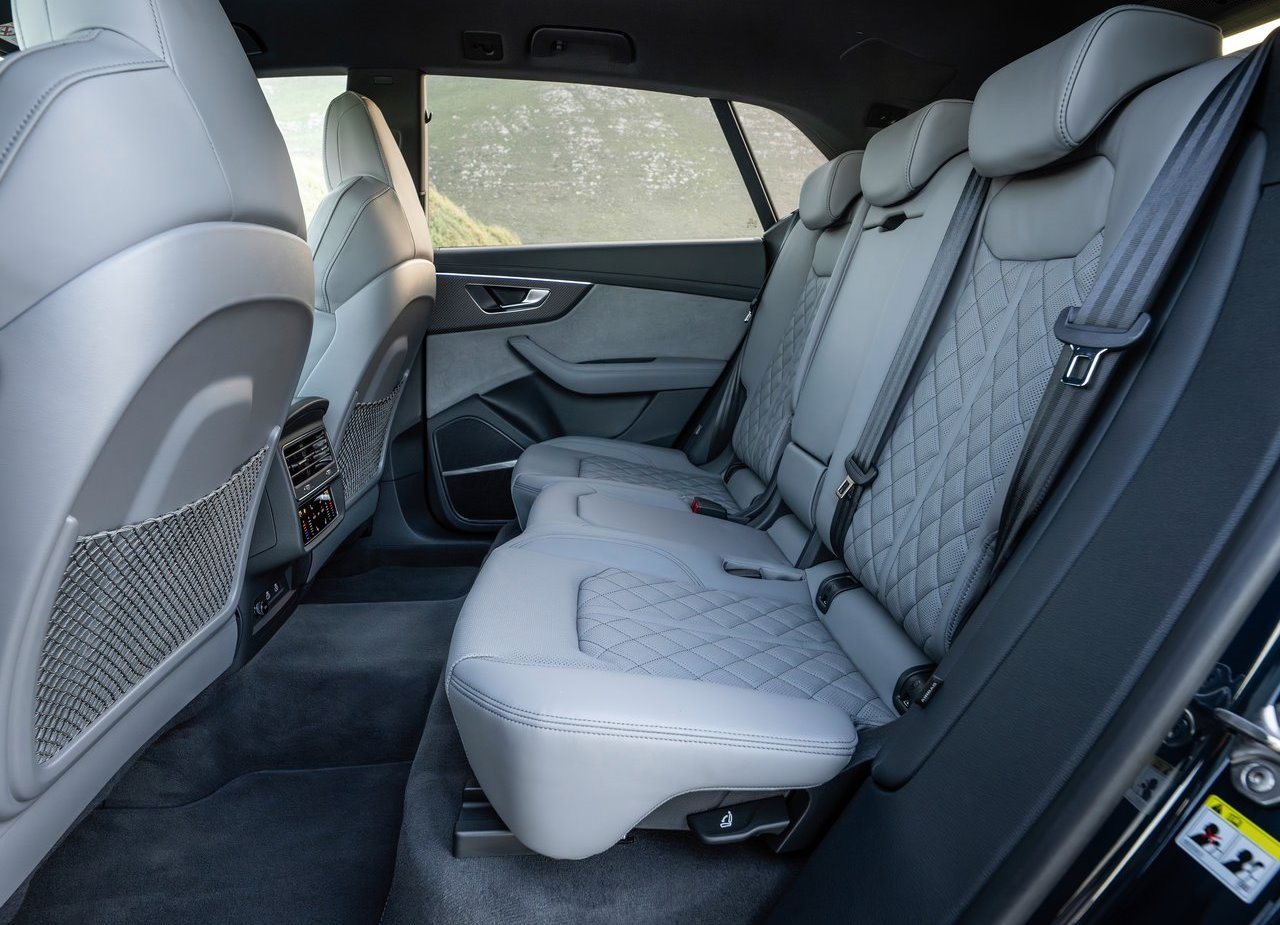 AUDI SQ8, foto 79