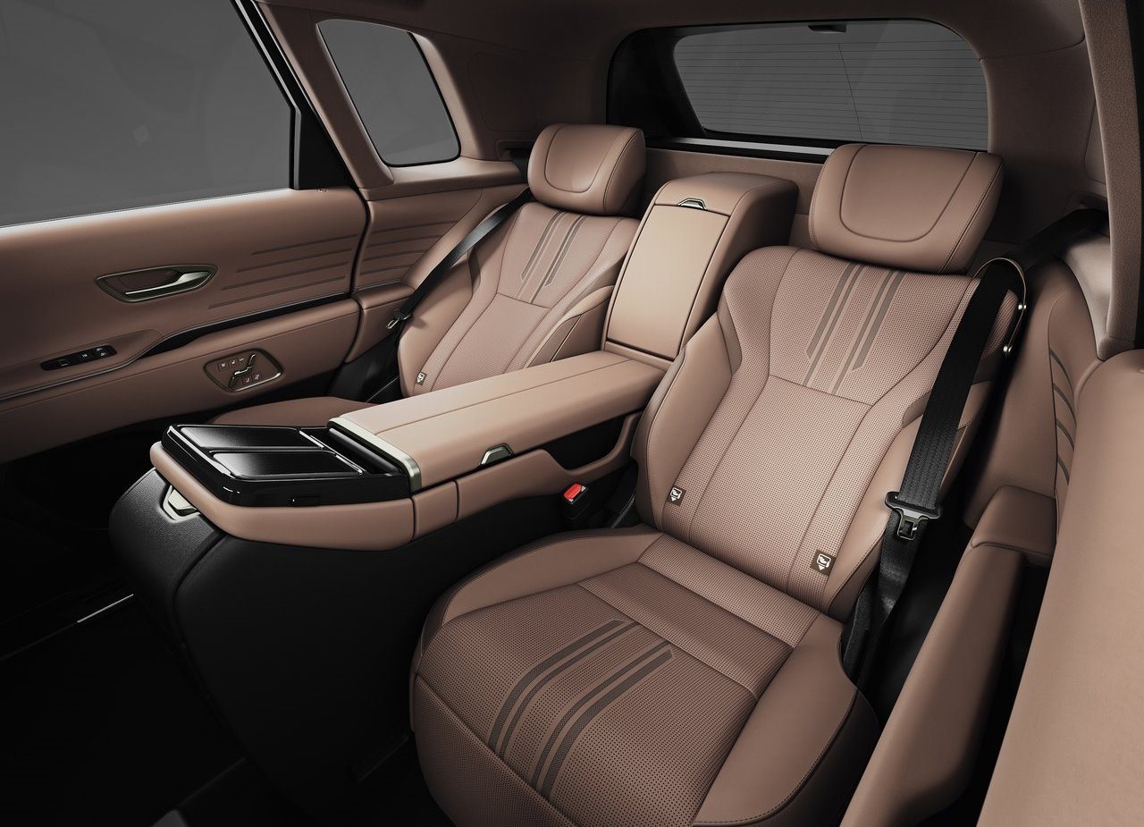 TOYOTA CENTURY SUV, foto 31