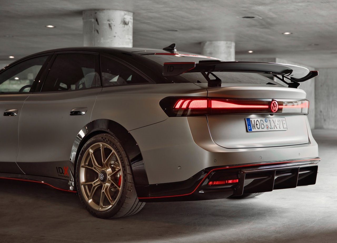 VOLKSWAGEN ID.X PERFORMANCE CONCEPT, foto 7