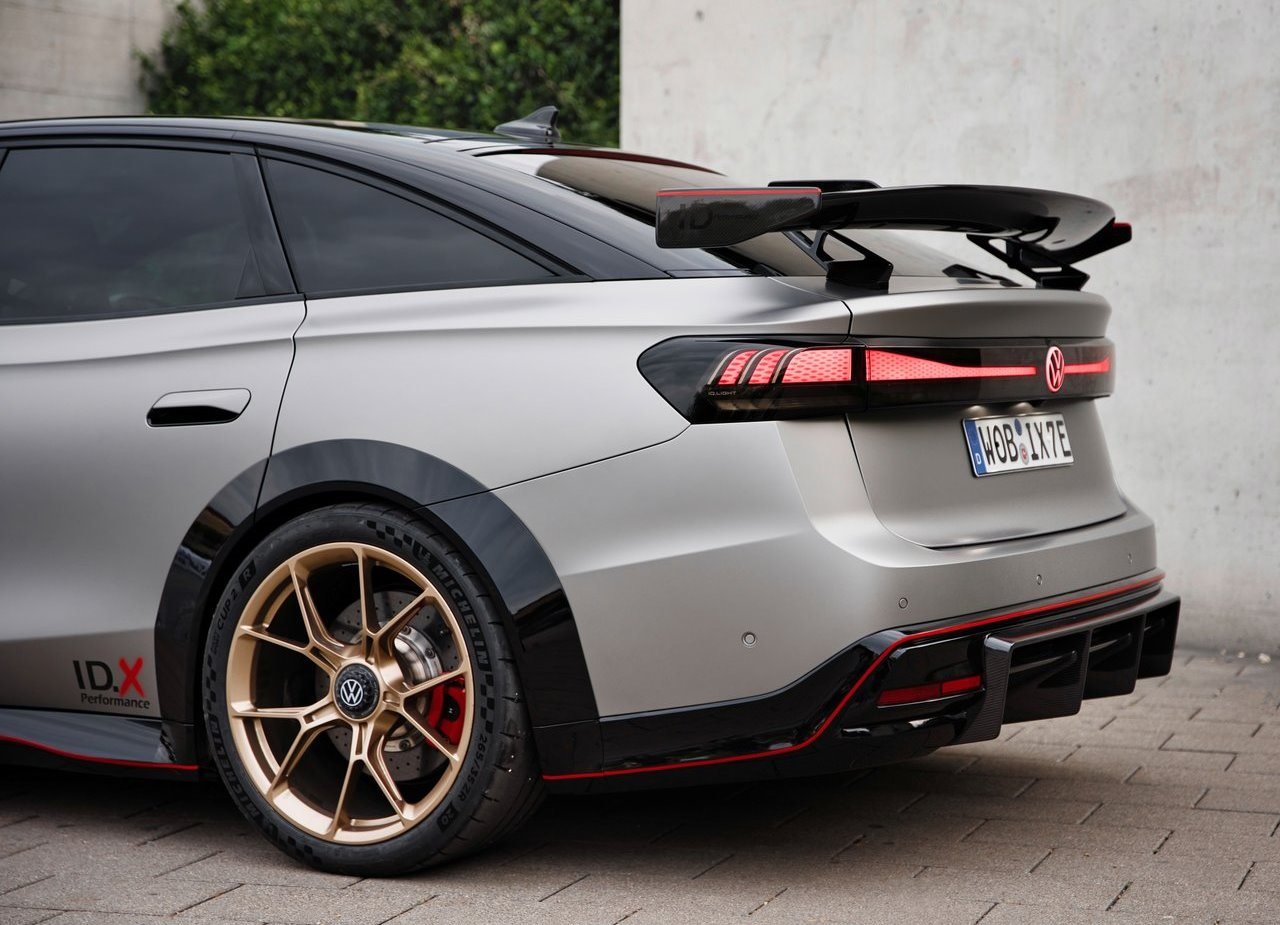 VOLKSWAGEN ID.X PERFORMANCE CONCEPT, foto 8