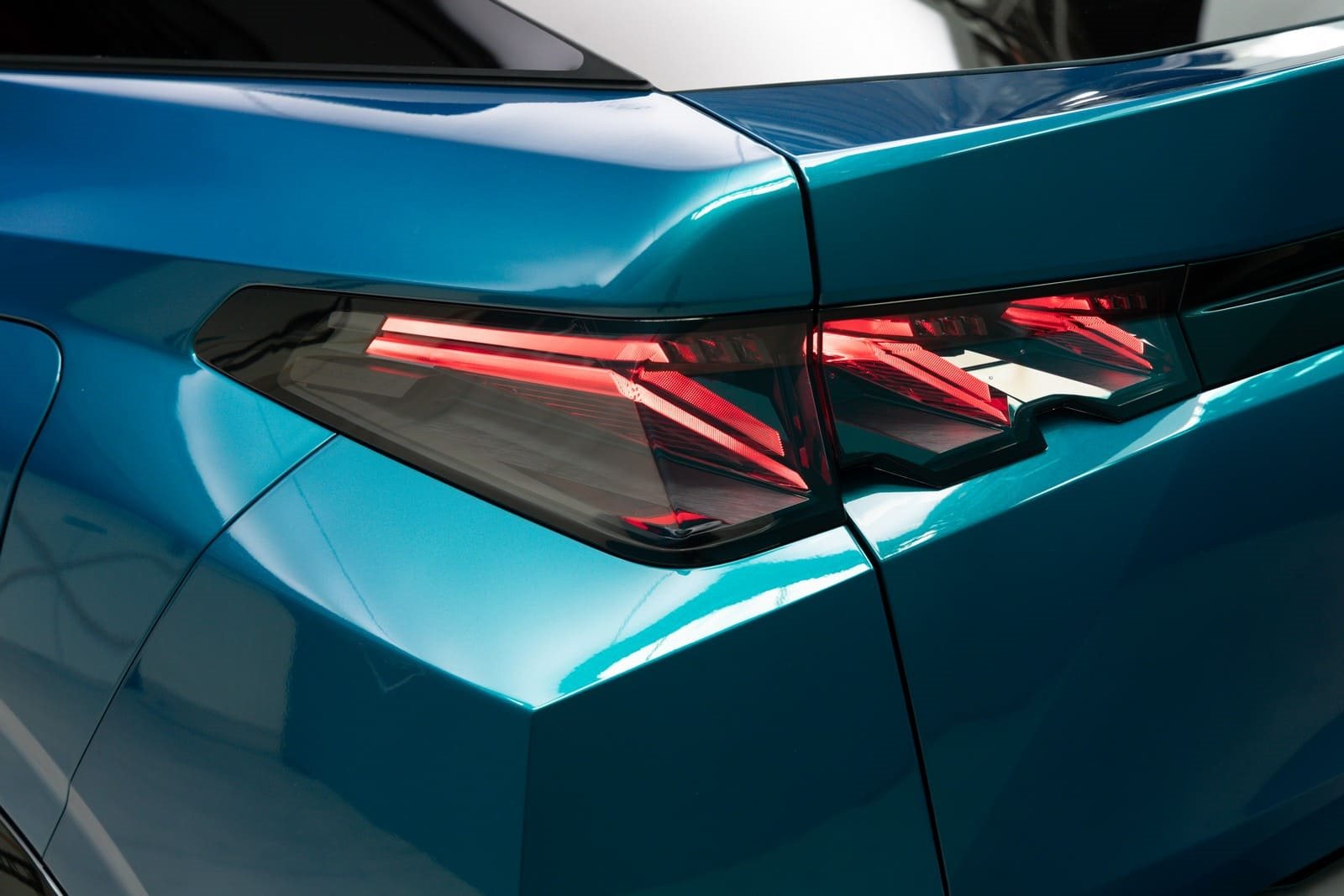 2024 - PEUGEOT E-3008 OBSESSION BLUE, foto 40