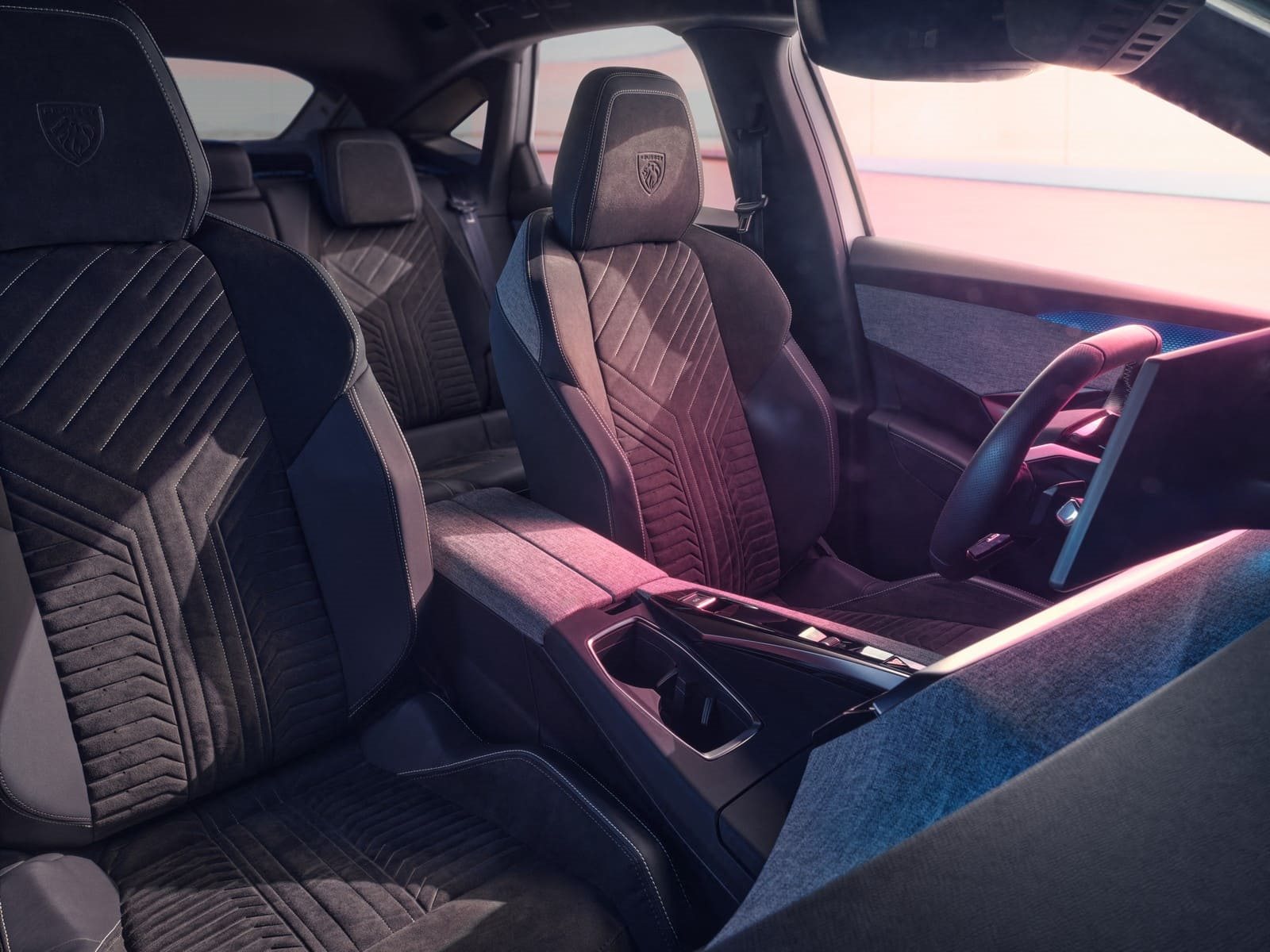 2024 - PEUGEOT E-3008 OBSESSION BLUE, foto 45