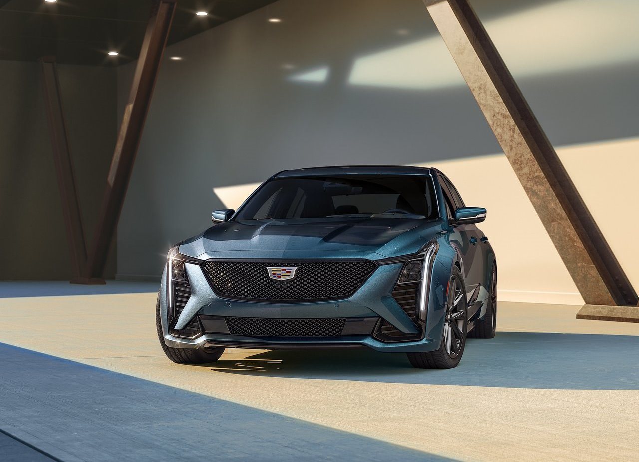 2025 - CADILLAC CT5, foto 2