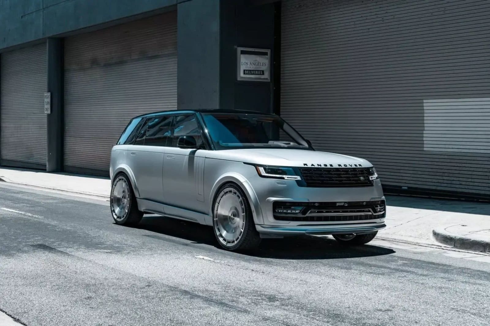 RANGE ROVER BY 1016 INDUSTRIES & RDB LA, foto 1