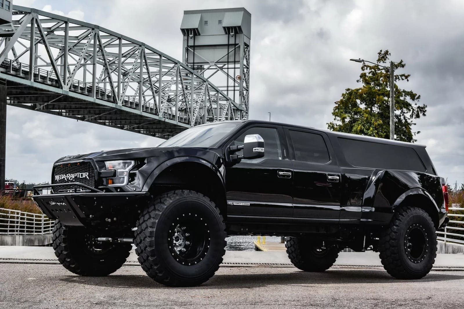 2023 - FORD F-250 SVN CUSTOM BY MEGAREXX, foto 21