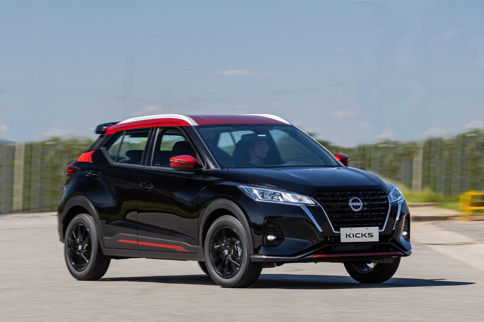 2024 - NISSAN KICKS XPLAY, foto 7