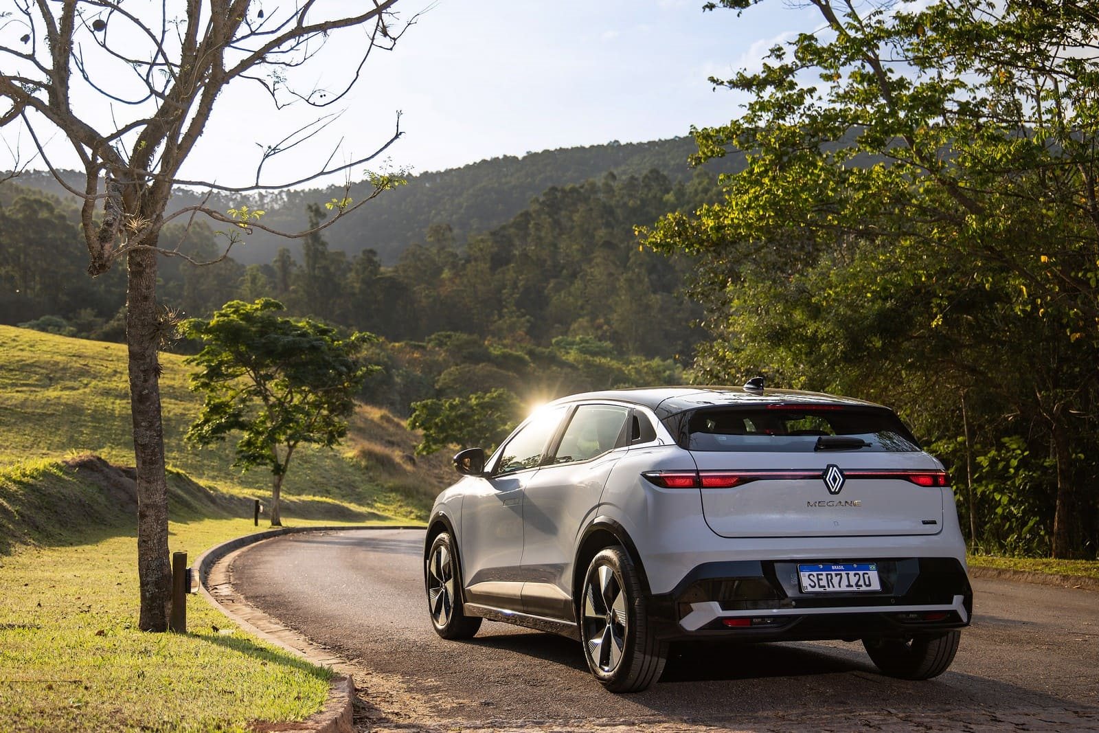 2024 - RENAULT MÉGANE E-TECH ELECTRIC BR VERSION, foto 4