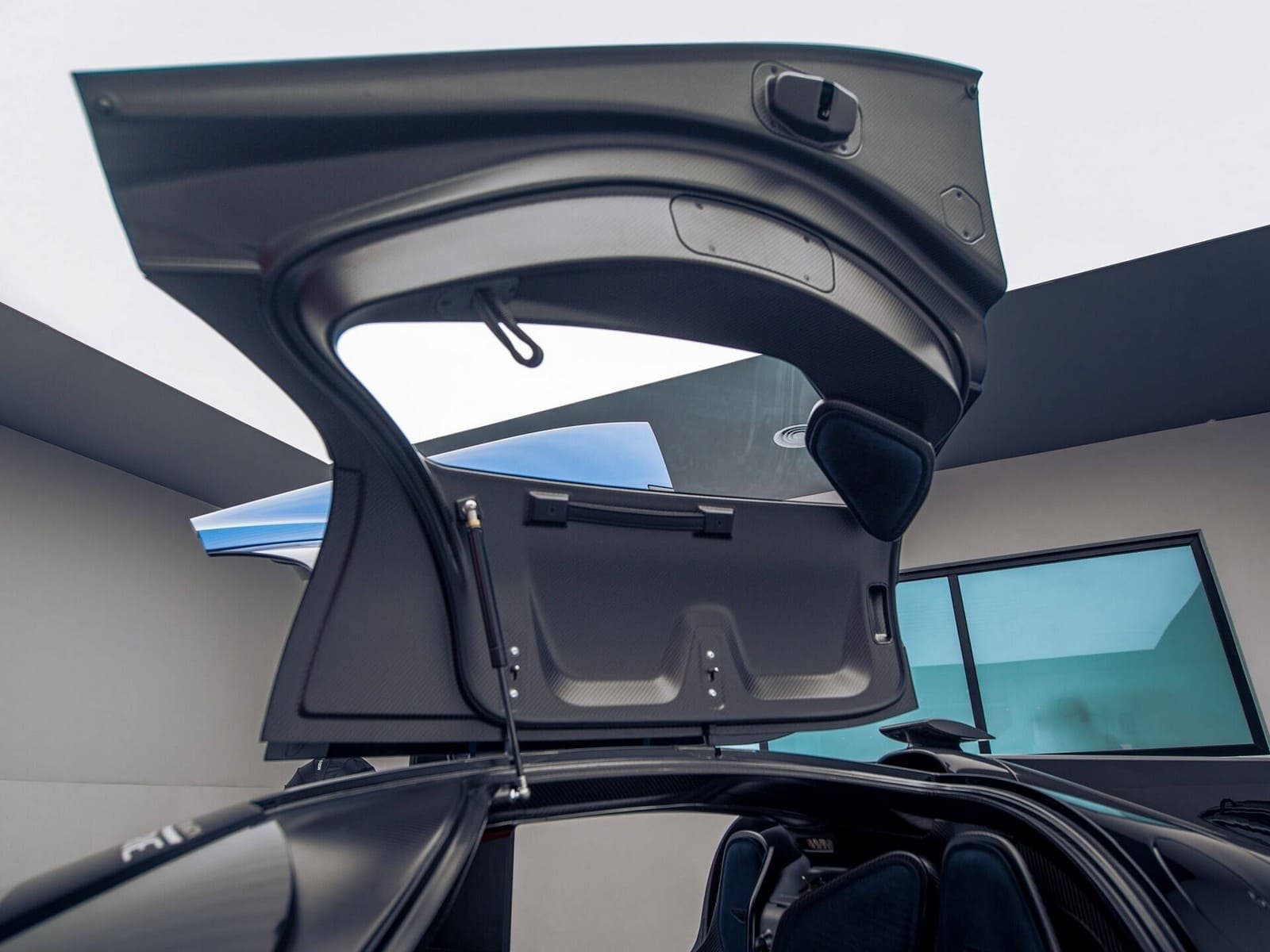 2022 - ASTON MARTIN VALKYRIE AMR PRO #8, foto 27