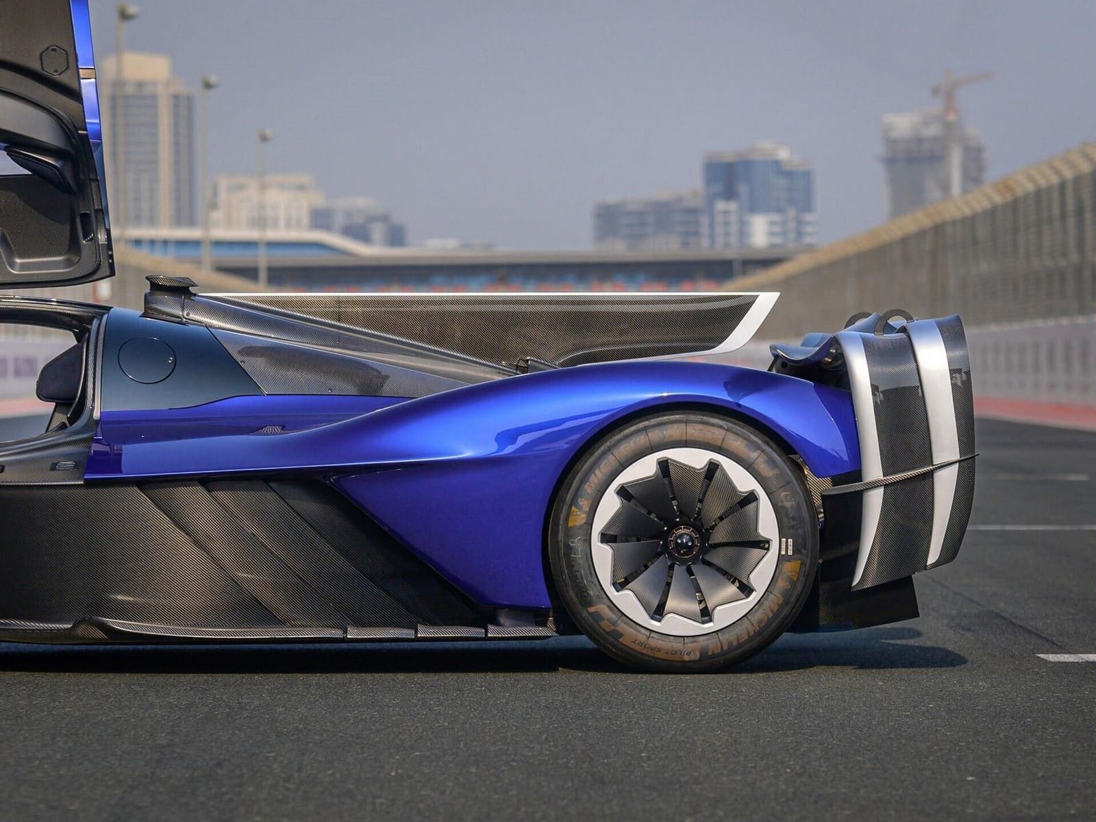 2022 - ASTON MARTIN VALKYRIE AMR PRO #8, foto 53