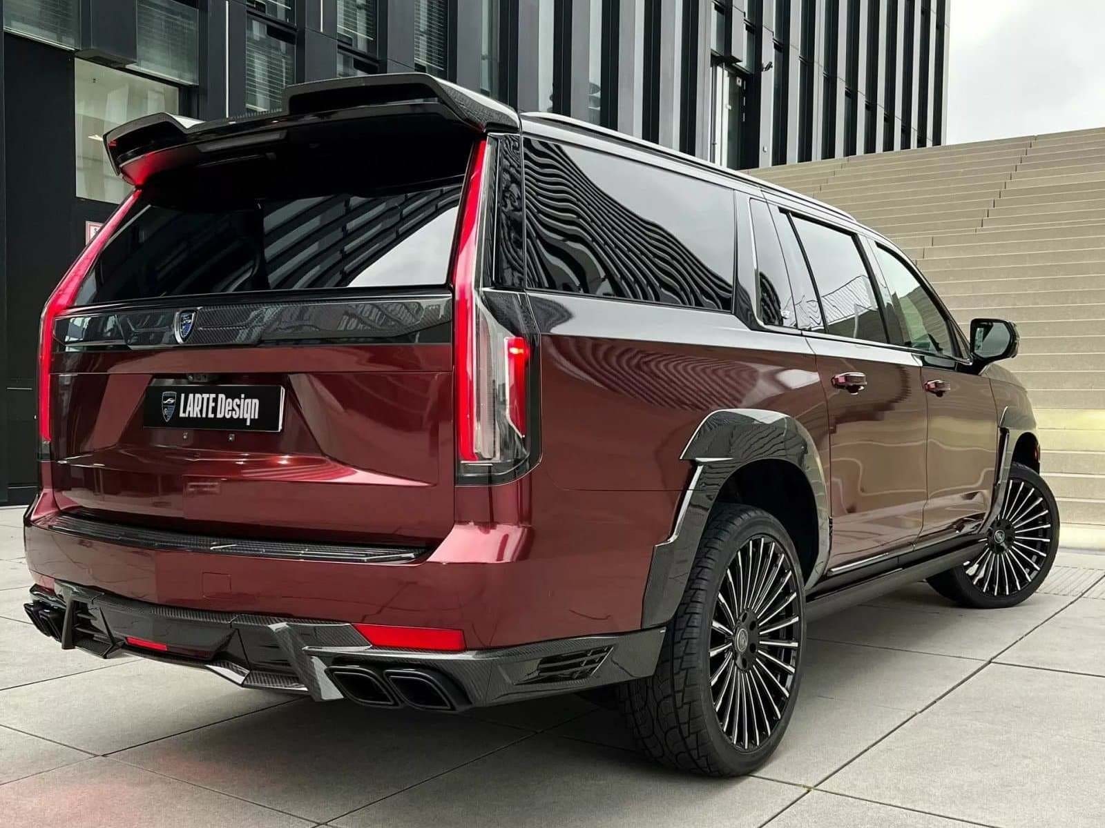 2023 - CADILLAC ESCALADE BY LARTE DESIGN, foto 3