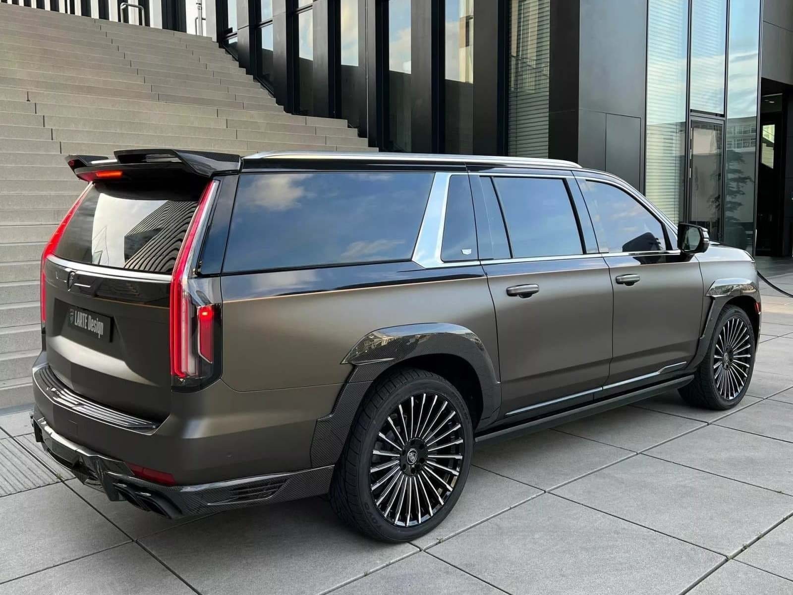 2023 - CADILLAC ESCALADE BY LARTE DESIGN, foto 15
