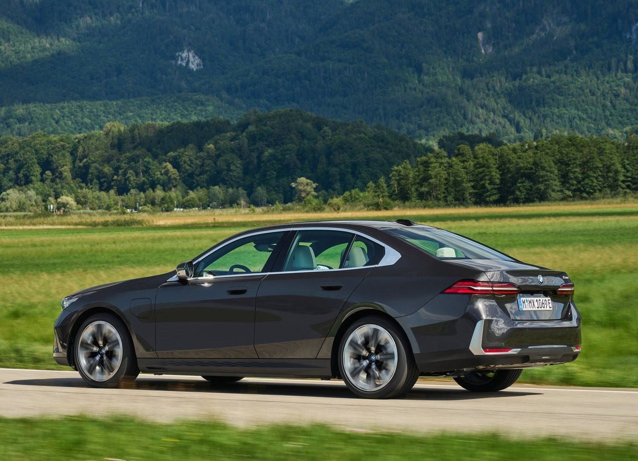 BMW 530e SEDAN, foto 20