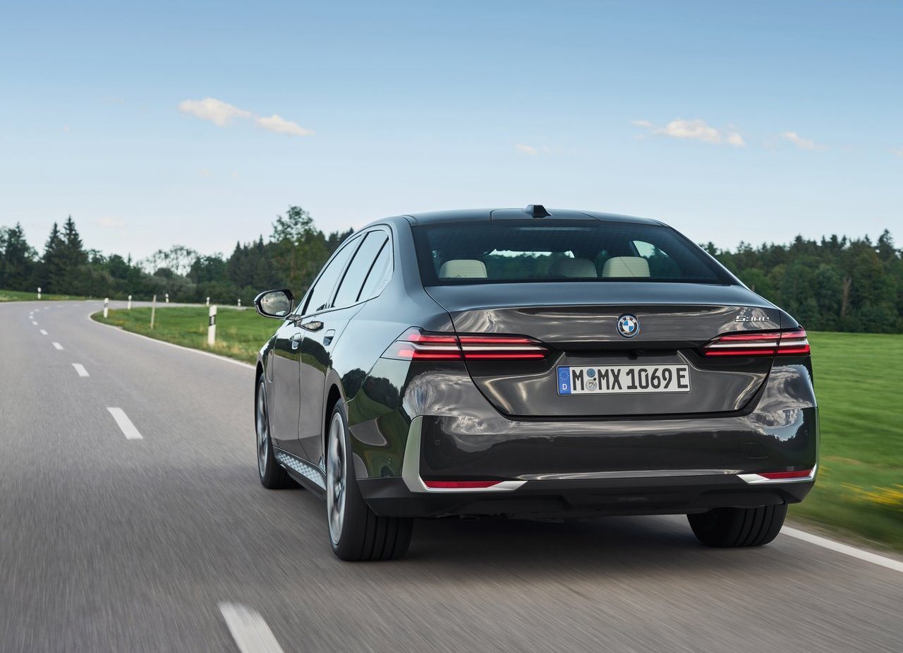 BMW 530e SEDAN, foto 21