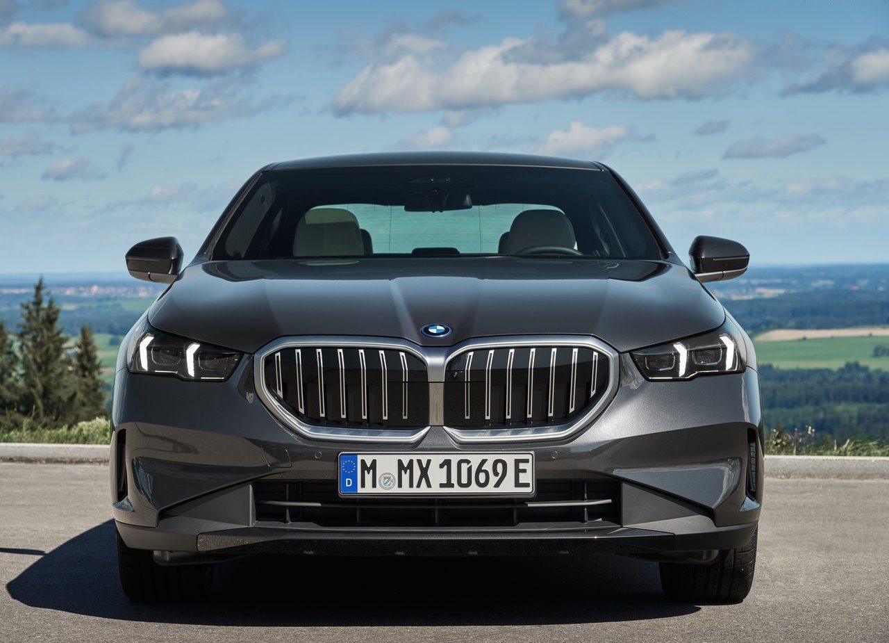 BMW 530e SEDAN, foto 23